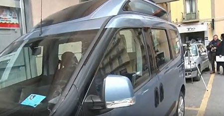 Ladri rubano l’auto di Erasmo, ricomprata grazie ad una raccolta fondi sui social