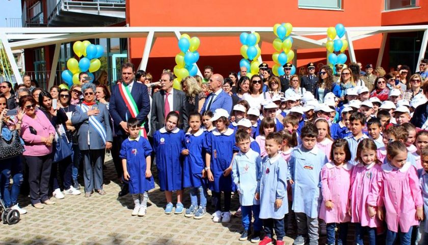 Pontecagnano Faiano, intera Comunità in festa per l’inaugurazione della nuova Scuola dell’Infanzia dell’Istituto Comprensivo Amedeo Moscati