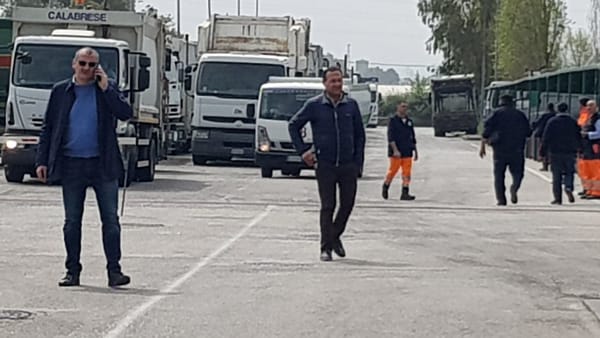 Stir al collasso a Battipaglia, emergenza rifiuti nei comuni: l’ira dei sindaci