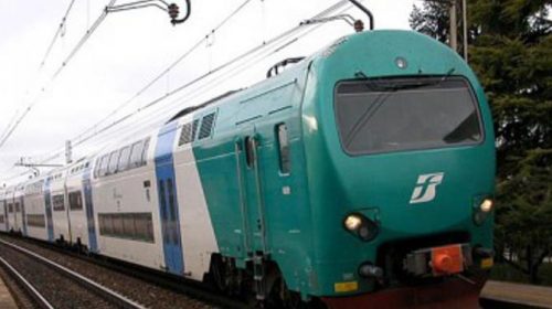 Disavventura a Policastro Bussentino, il treno parte con i genitori a bordo e i bambini a terra