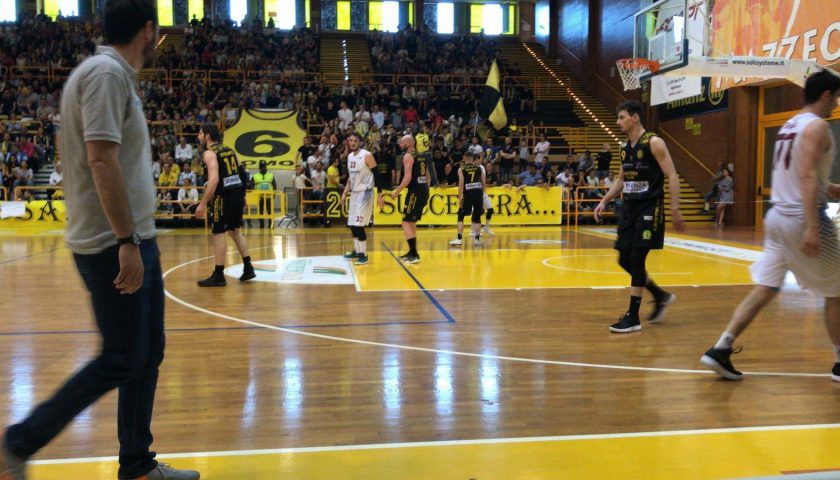 Play off – La Cestistica San Severo batte la Renzullo Lars Salerno 64-56 in gara 1 della semifinale