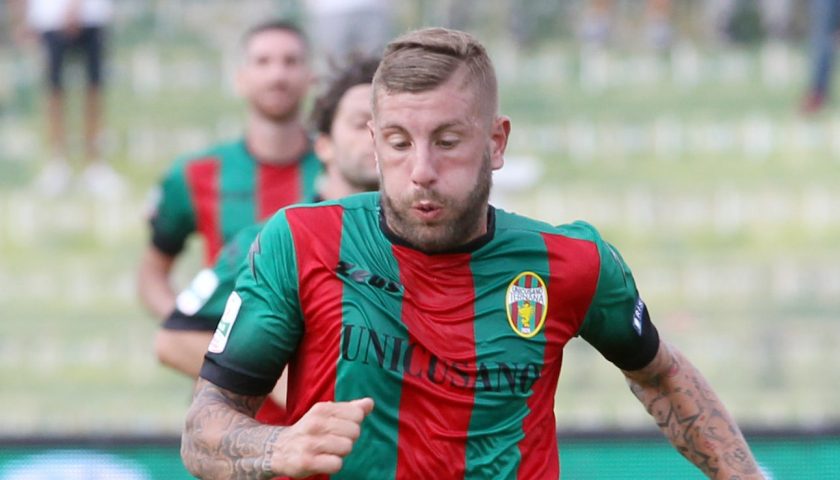 Salernitana, piace l’attaccante Mirko Carretta della Ternana