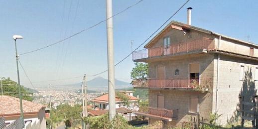 Cava de’ Tirreni: sequestrano bimba e svaligiano casa, paura a Sant’Anna