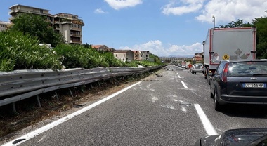 Tragedia sfiorata in autostrada