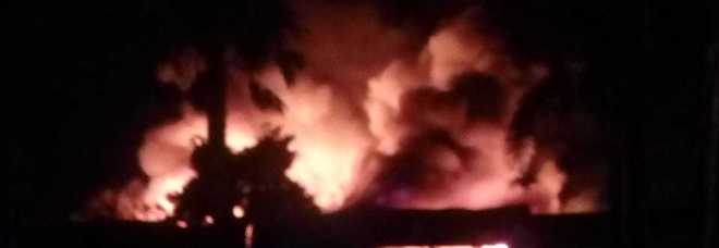 Battipaglia: grave incendio alla Nappi sud