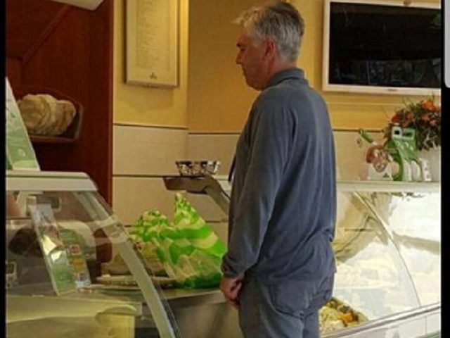 Carlo Ancelotti, relax a Battipaglia prima della stagione con il Napoli