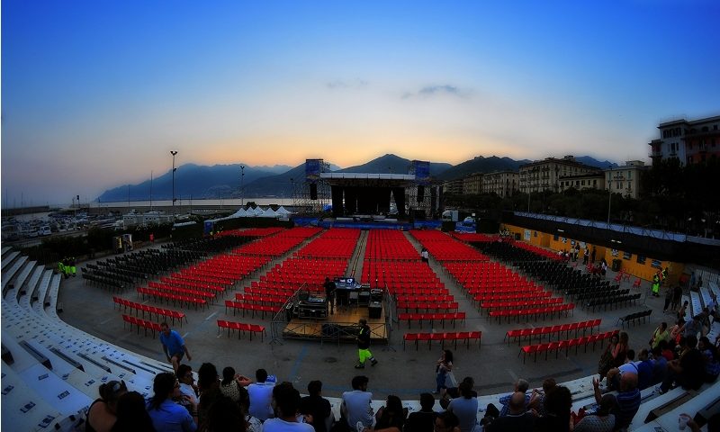 LUNEDI MUSICA ALL’ARENA DEL MARE  PER IL GIARDINO DELLA MINERVA E GLI ARTISTI SALERNITANI