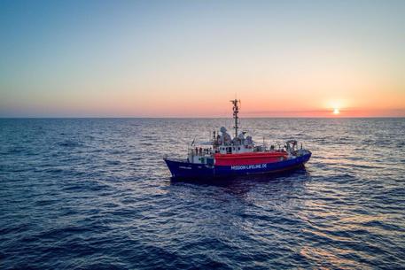 Migranti, ancora stallo per la nave Lifeline. Alt della Germania
