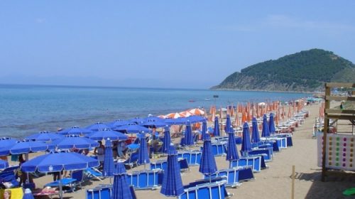 In Campania lidi aperti tutto l’anno e spiagge libere attrezzate