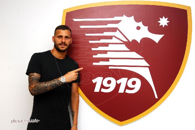 Altobelli: “Onorato di indossare la casacca granata”