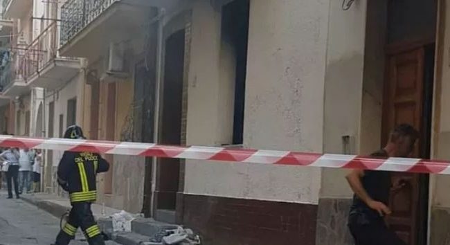 Incendio a Camerota, muore l’87enne Gemma D’Angelo