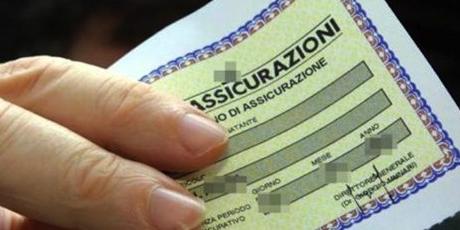 Salerno: polizze on line col trucco, decine di truffati