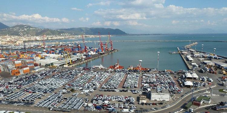 Dragaggio del porto, piano fermo a Salerno. Si aspetta una risposta entro agosto