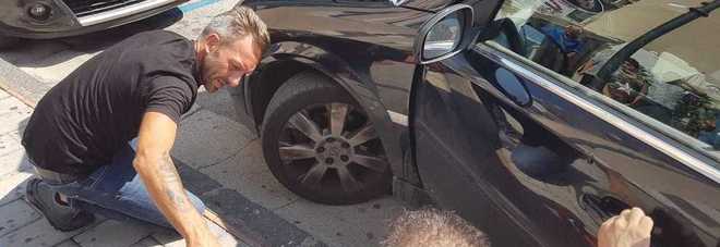 «C’è un serpente nell’auto», e la corsa al lotto porta fortuna