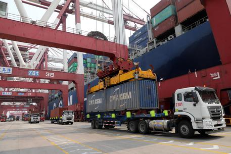 Dazi Usa su prodotti da Cina per 16 mld