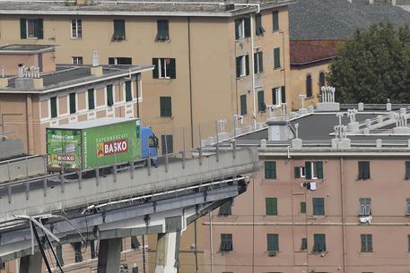 Genova: ‘Per ora nessun indagato’. Bilancio rivisto a 38 vittime