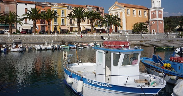 Scario, rinvenuto in mare il cadavere di un uomo di 47 anni