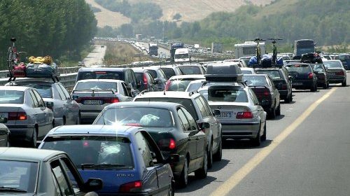 Nel primo week end di luglio traffico intenso sulla rete Anas: bollino rosso già nel pomeriggio