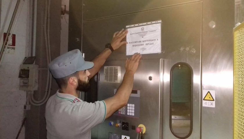 Lavanderie industriali sversavano nel fiume Lamarone, sequestri e denunce dei carabinieri