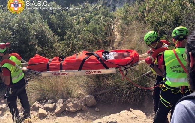 Escursionista ferita su Sentiero degli Dei, nuovo soccorso in elicottero