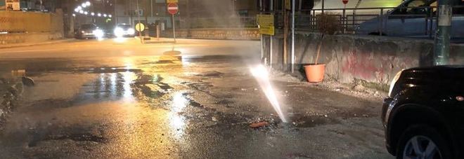 Angri: geyser in via Alveo Sant’Alfonso, perdita idrica spettacolare