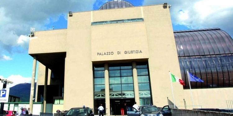 Incidenti stradali e sentenze “pilotate”, la Finanza arresta 23 persone