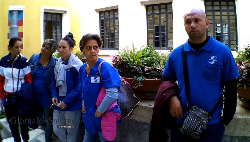 Appalti pubblici, i lavoratori di Salerno Pulita in mobilitazione per 118 posti a rischio