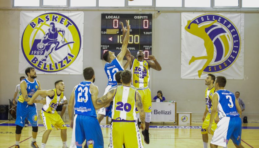 Derby epico: al “Pala Berlinguer” passa Salerno dopo 4 overtime