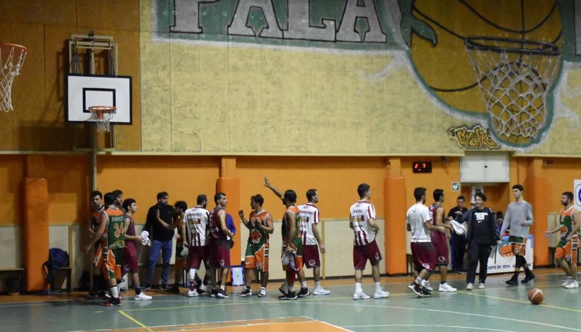 A Secondigliano la Hippo Basket Salerno rimedia la terza sconfitta consecutiva