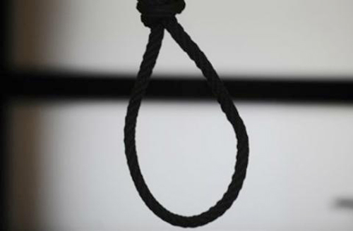 Trovata morta impiccata a Capaccio, genitori non credono al suicidio