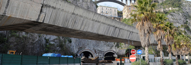 Salerno, diaframma abbattuto per Porta Ovest