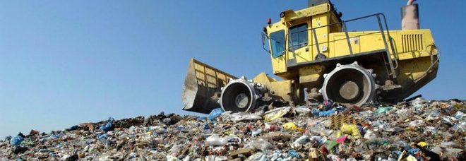 Traffico e gestione illecita di rifiuti, in cinque nei guai