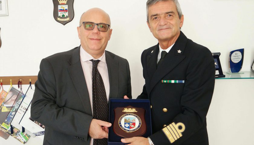 Il Prefetto di Salerno in visita alla sede della Capitaneria di Porto