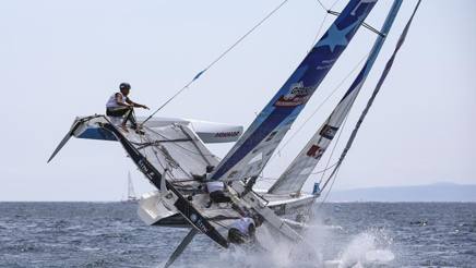 Vela, rinasce il Giro: un Nastro Rosa per i trimarani con tre persone