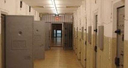 Carceri: Uecoop, solo 1 su 3 in regola per affollamento
