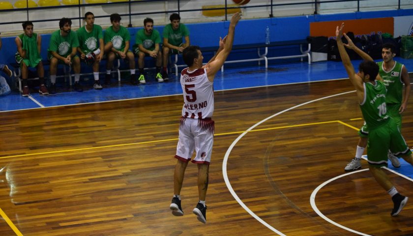 La Hippo Basket Salerno compie la prima impresa stagionale battendo la capolista Pro Cangiani Napoli