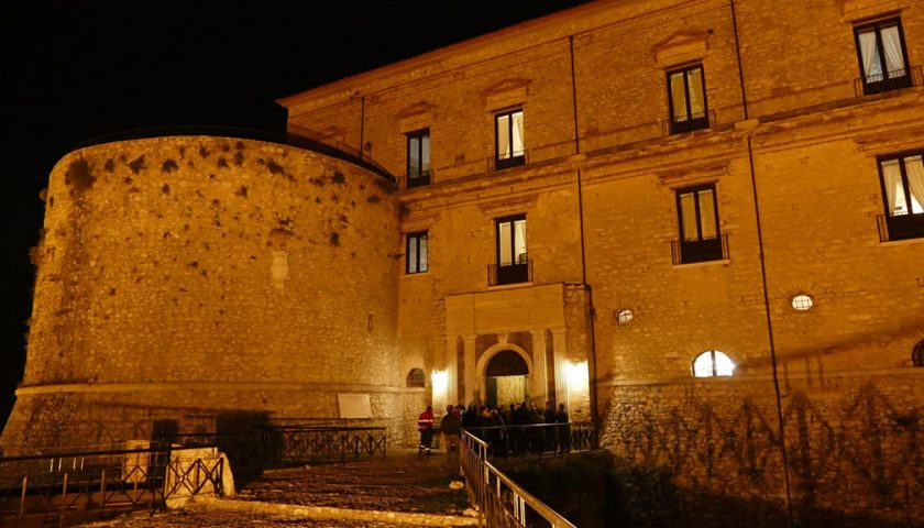 Teggiano Antiquaria, fino a domenica in esposizione preziosi capolavori