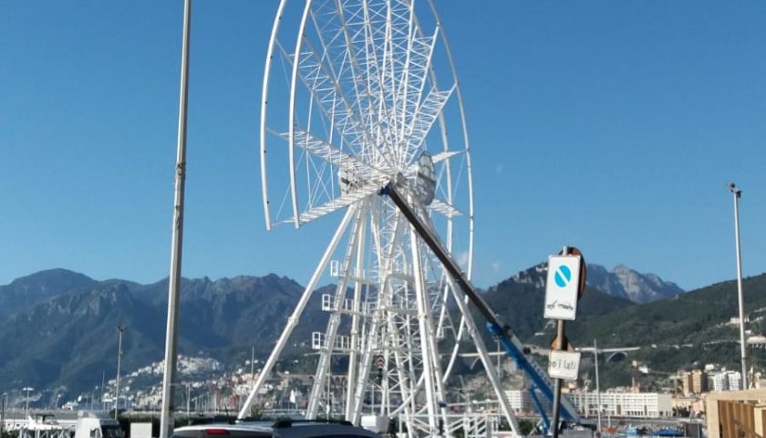 Salerno, prende sempre più forma la ruota panoramica