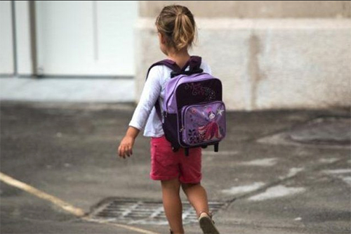 Salerno, mercoledì infanzia e primaria tornano in aula ma molti genitori sono contrari. Presidi divisi