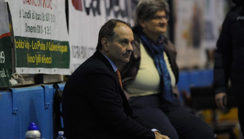 Todis Salerno Basket ’92, coach Dello Iacono si dimette dopo 4 sconfitte