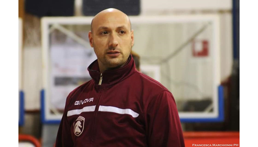 Salernitana femminile, si dimette il tecnico Dino Taffarel