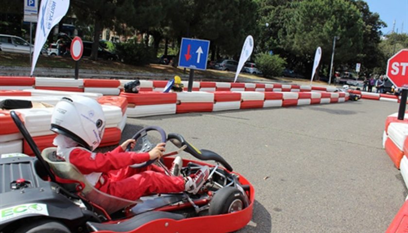 Karting in Piazza, domani a Salerno in piazza Amendola