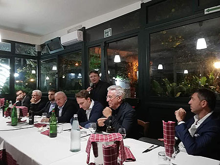 Cena di Salerno Pulita: De Luca sprona i lavoratori vecchi e nuovi
