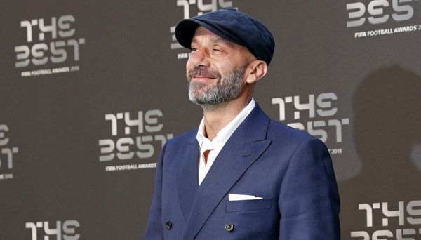 Vialli svela la sua malattia: “Ho il cancro, non so come finirà”