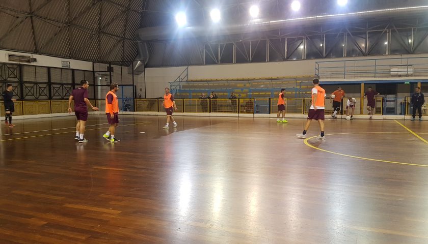 L’Alma Salerno attende il Futsal Parete: alle 16, la sfida al Pala Cilento di Torchiara