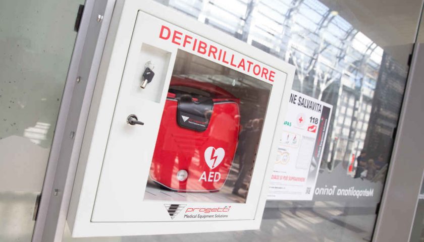 In Campania installati defibrillatori in ogni Ufficio dell’Agenzia delle Entrate