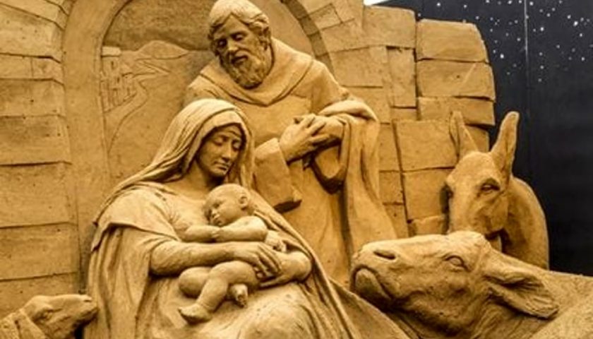 Torna a Salerno il Presepe di Sabbia