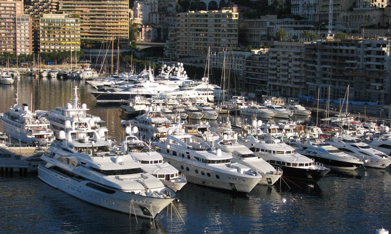 Arrestato dai Carabinieri di Sapri il “signore delle truffe”: prometteva falsi lavori su yacht di lusso ad aspiranti di tutta Europa