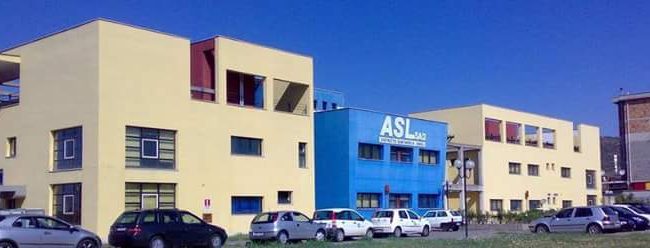 Asl Eboli, la denuncia: negata visita oculistica ad anziana in carrozzella