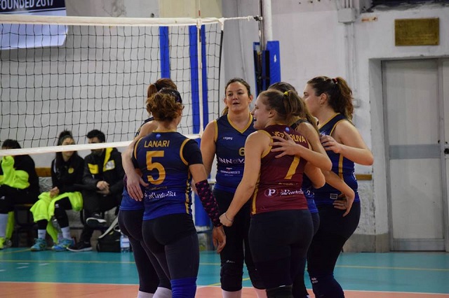 Salerno Guiscards, il team volley cala il tris a Napoli e si avvicina nuovamente alla zona play off